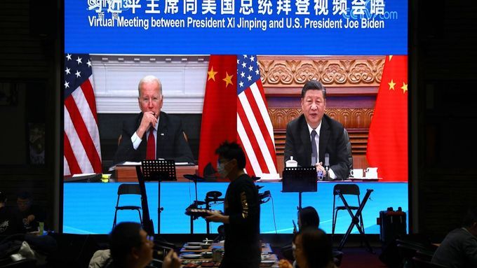 Virtuální setkání mezi prezidenty USA a Číny - Joe Bidenem a Si Ťin-pchingem.