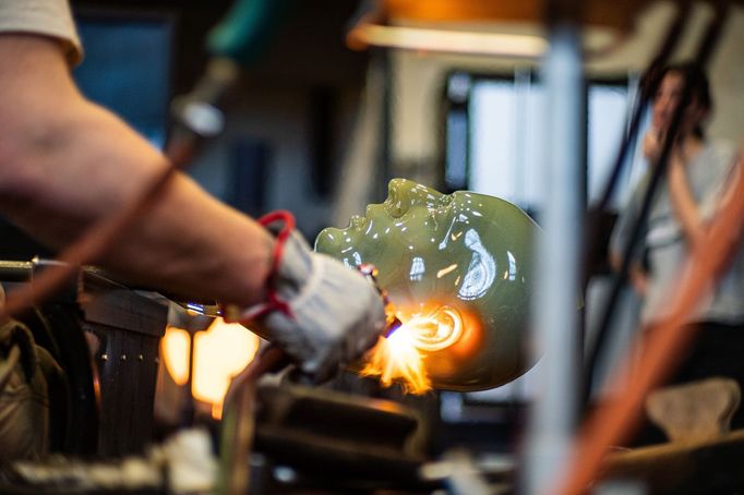 Martin Janecký při práci v Janecký Studiu na pražské Kampě.