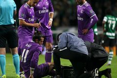 Bale musí se zraněným kotníkem na operaci, přijde i o Clásico