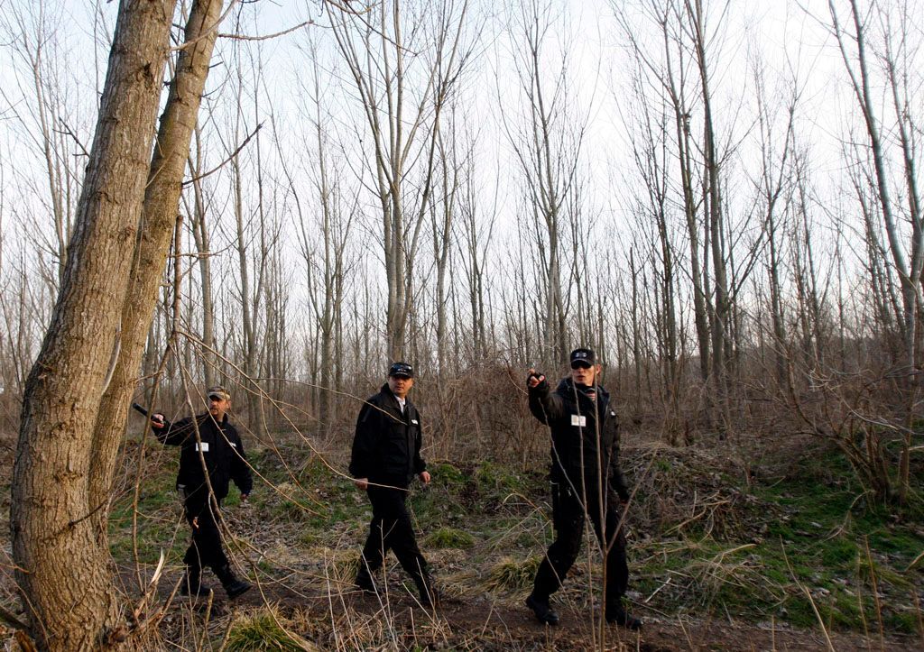 Pravicoví radikálové patrolují v Maďarsku v romském městě