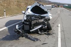 Nehoda čtyř aut u Litomyšle zablokovala silnici I/35
