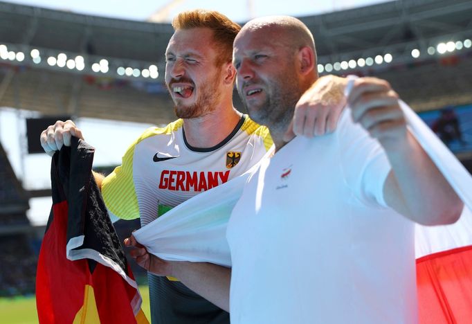 OH 2016, atletika-sedmiboj, hod diskem: zlatý Christoph Harting (GER) a stříbrný Piotr Malachowski (POL)