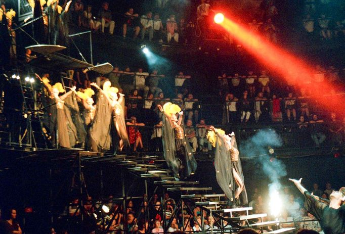 Archivní snímek z muzikálu "Jesus Christ Superstar," který měl premiéru v roce 1994 v pražském divadle Spirála na Výstavišti. Derniéra se konala v červnu 1998.