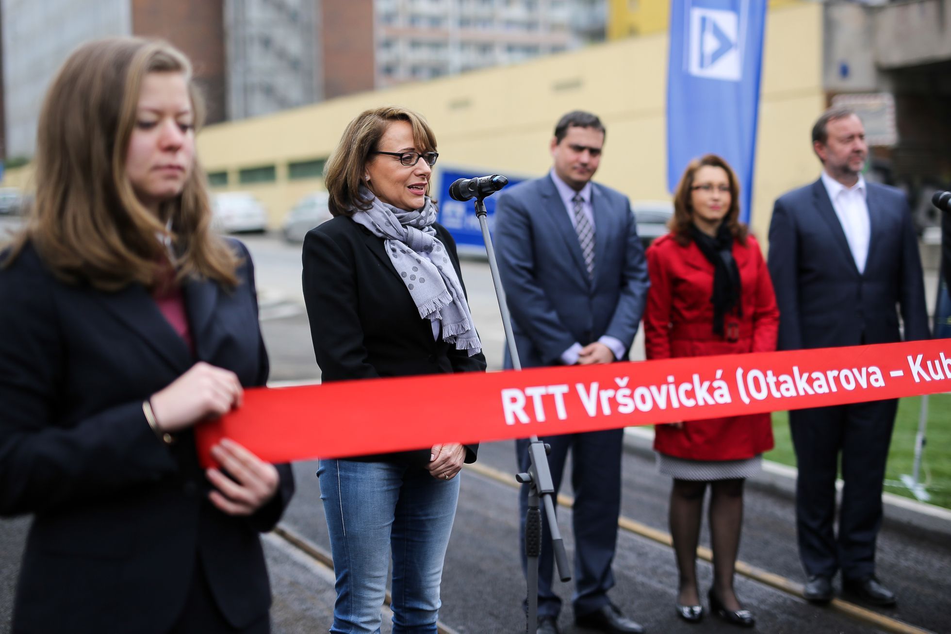 Zavedení bezkontaktní platby jízdného v pražských tram + otevření zrekonstruované tram tratě ve Vršovicích