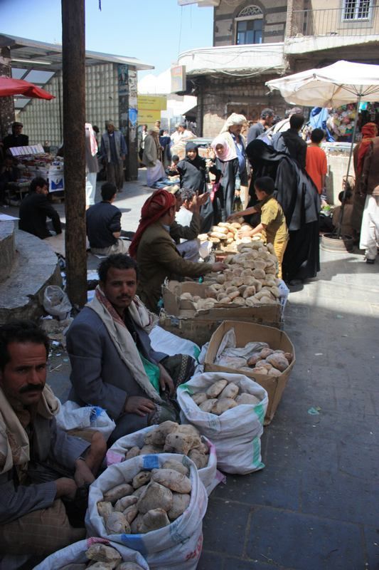 Jemen - prodavači chleba