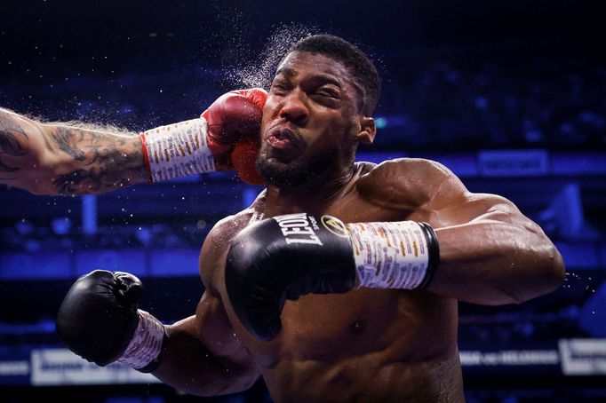 Boxing - Anthony Joshua v Robert Helenius -  O2 Arena, London, Britain - August 12, 2023 Antonhy Joshua in action during his fight against Robert Helenius. REUTERS/Andrew