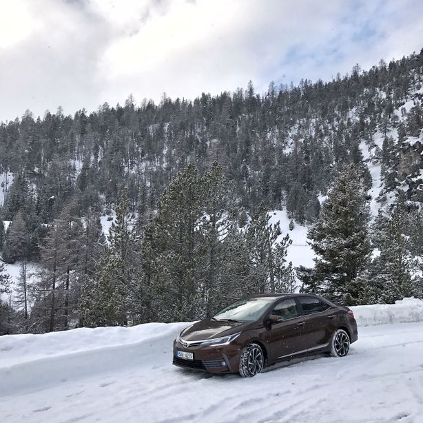 Toyota Corolla v Alpách