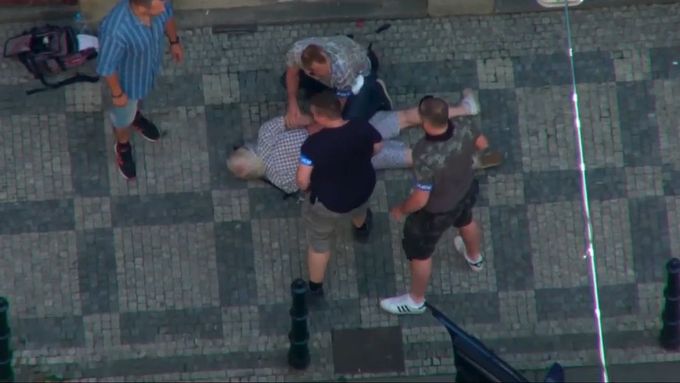 Zadržení podezřelého ze střelby v Praze