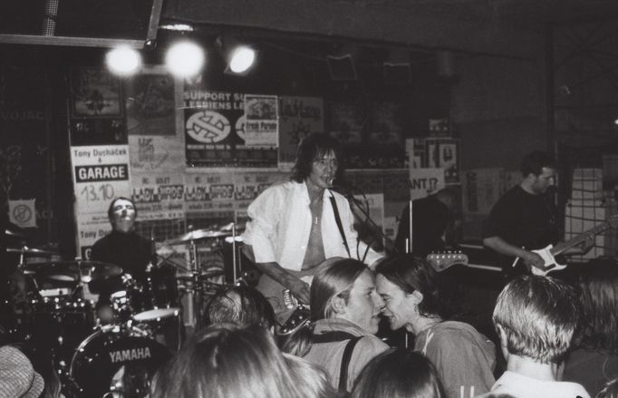 Ivan Král při koncertu v Liberci, 1995.