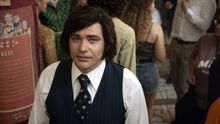 Vojta Kotek ztvární Karla Gotta v dobovém hudebním filmu Duchoň