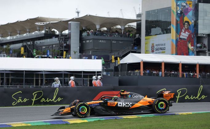 Lando Norris, McLaren ve VC Brazílie F1 2025