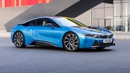 BMW i8 - Tohle nádherné sportovní auto je dobrým příkladem, jak udělat ekologický vůz přitažlivým. Za moderní technologie se ale platí, v tomto případě minimálně 3 564 600 Kč.