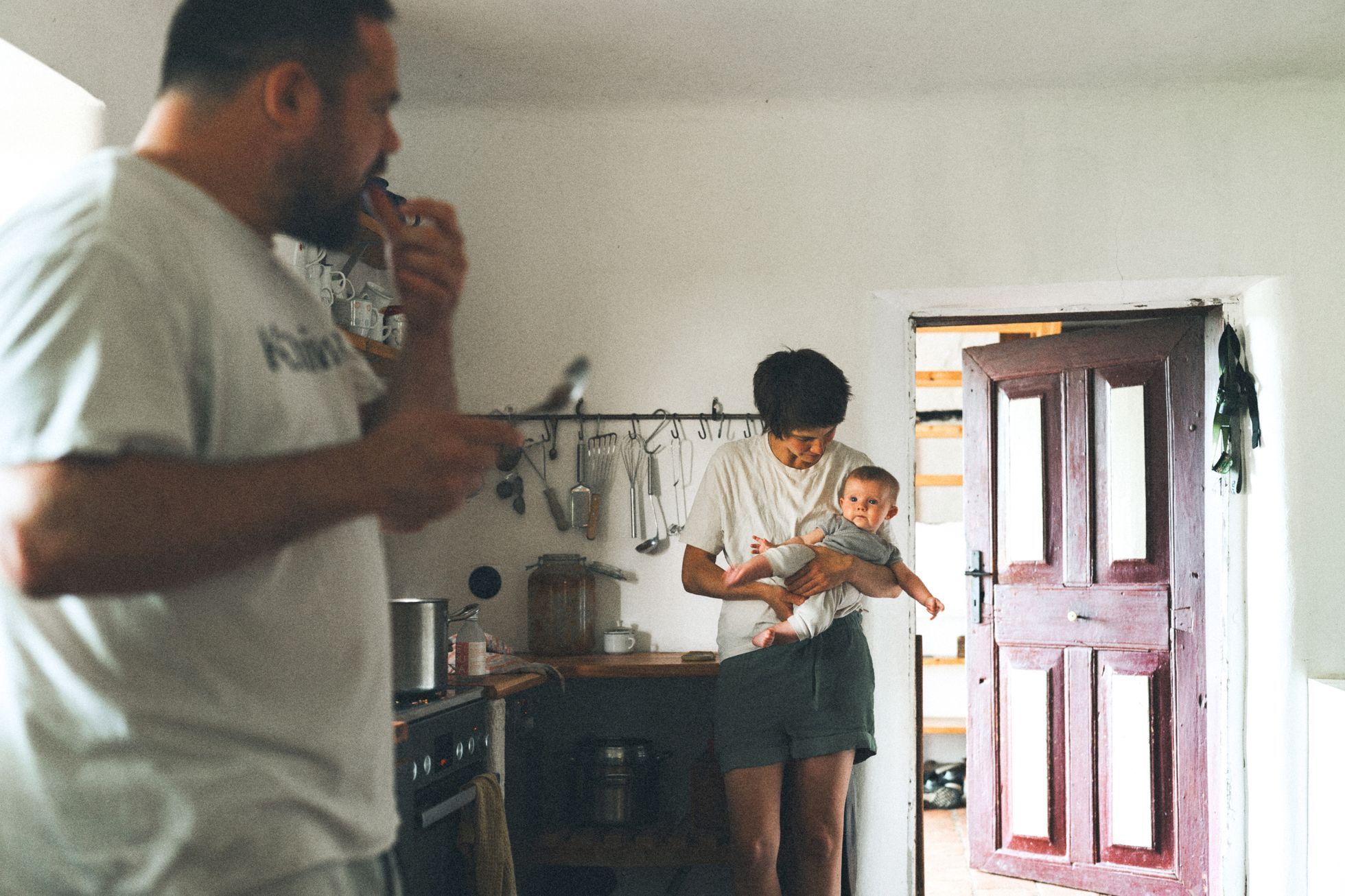 na okraji domov můj, kniha, rodina, bydlení, dům, podnikatel