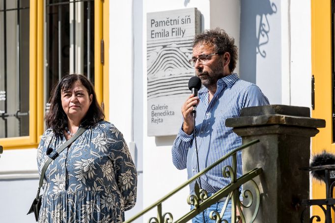 Ředitelka Galerie Benedikta Rejta Kateřina Melenová a spolumajitel zámku Pavel Ondráček.