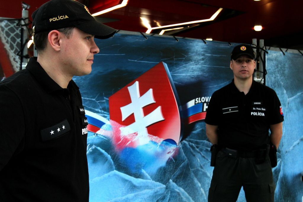 MS v hokeji 2011: policie v Bratislavě