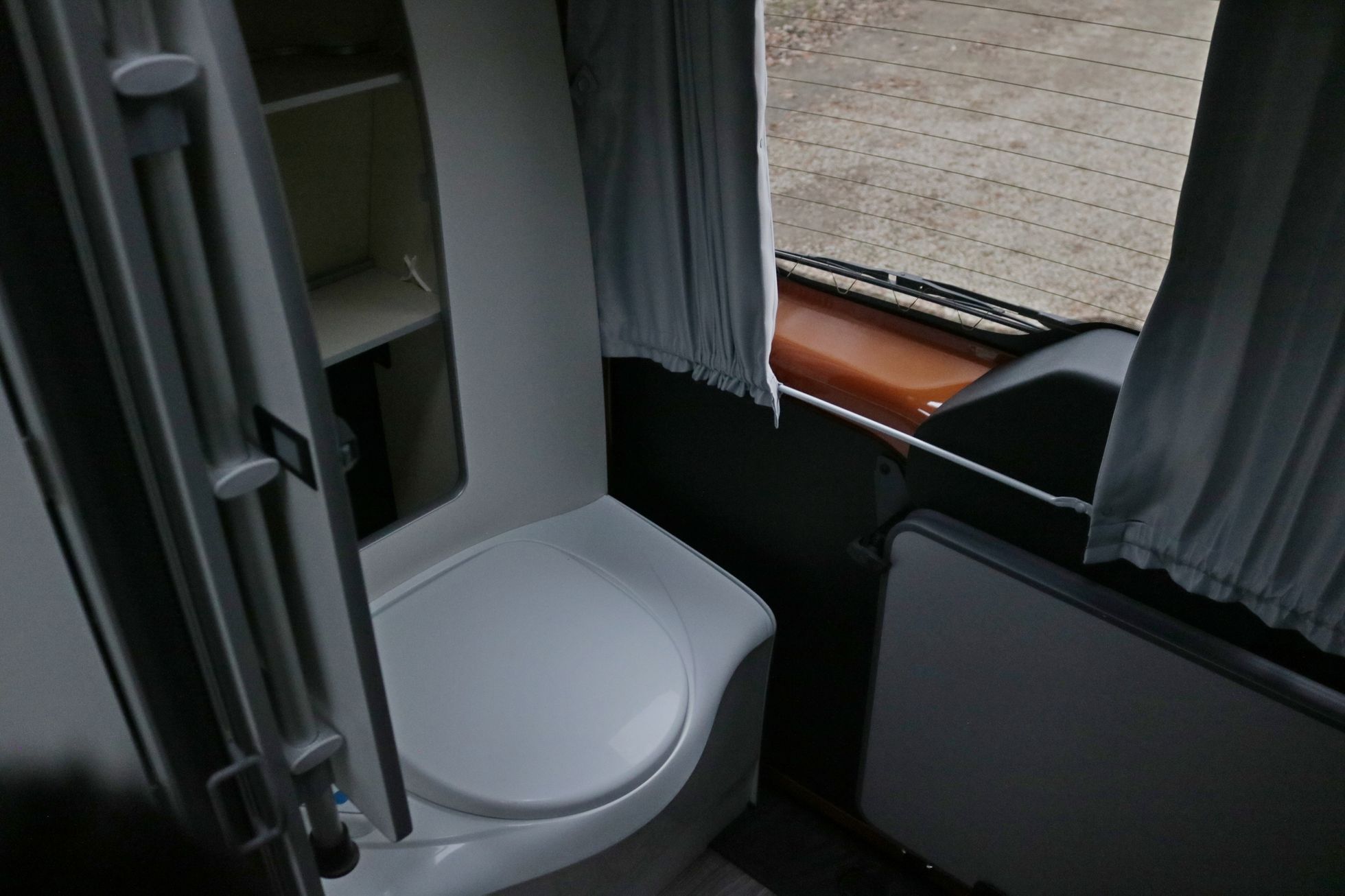 Ford Transit Custom Nugget obytňák