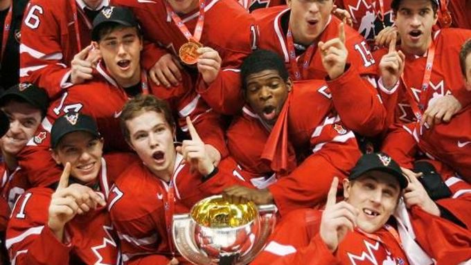 Kanaďané slavili páté zlato před rekordní návštěvou v historii světových šampionátů.