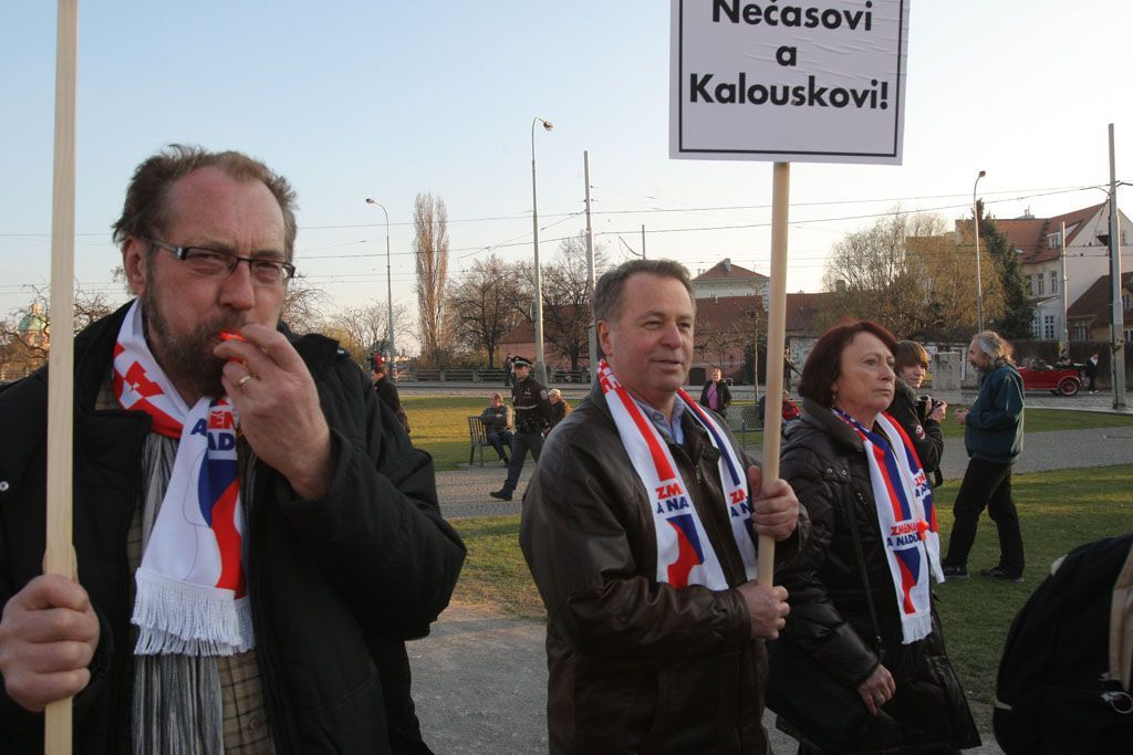 Protivládní demonstrace