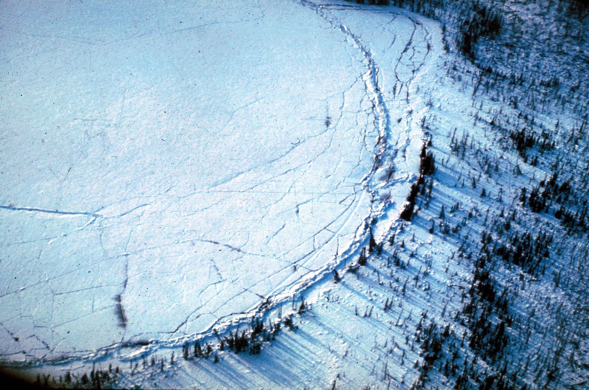Jednorázové užití / Fotogalerie / Od ničivého zemětřesení na Aljašce uplynulo 55 let / Usgs.gov