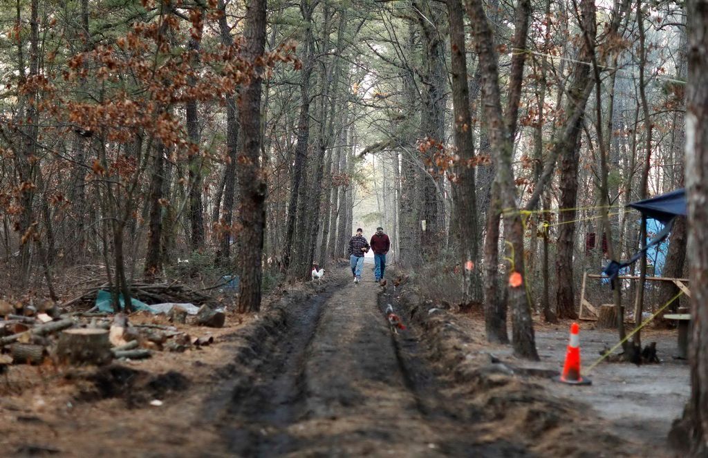 Komunitní stanové městečko bezdomovců u New Jersey