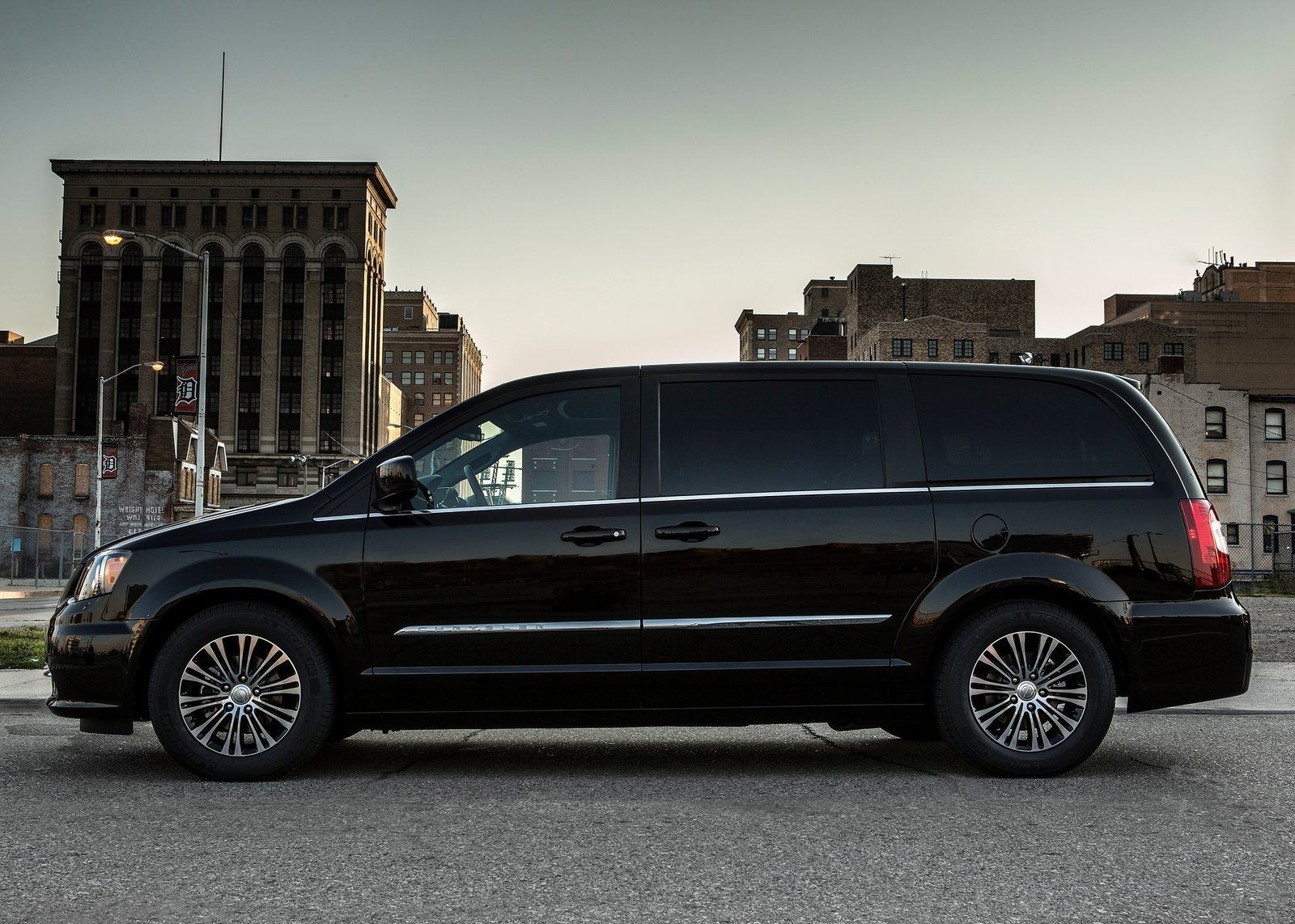 Chrysler Town & Country
