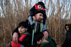Na řecké hranici umírají západní hodnoty. Česko by snadno zvládlo 50 tisíc uprchlíků