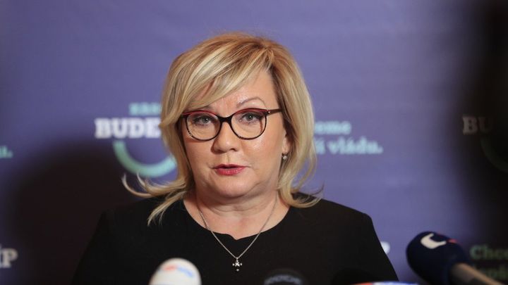 "Kolaborace, hlas Ruska." Schillerová čelí kritice, místo obraně by přidala do silnic; Zdroj foto: Radim Strachoň / MFDNES + LN / Profimedia
