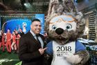Slavný Ronaldo představil vlka Zabivaku, maskota fotbalového MS v Rusku