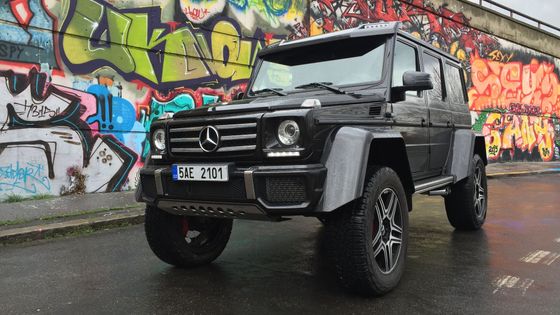 Mercedes-Benz G 500 4x4 na druhou