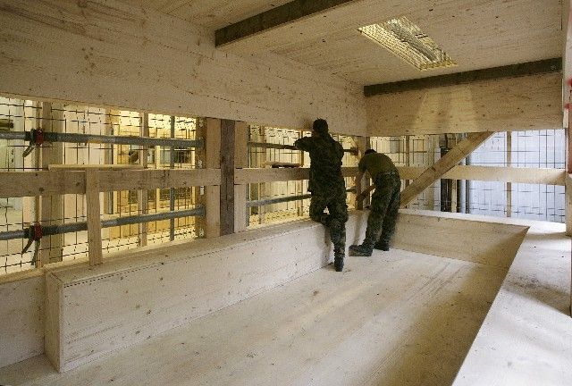 Vězení pro chuligány