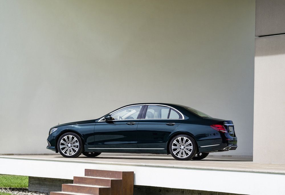 Mercedes-Benz E