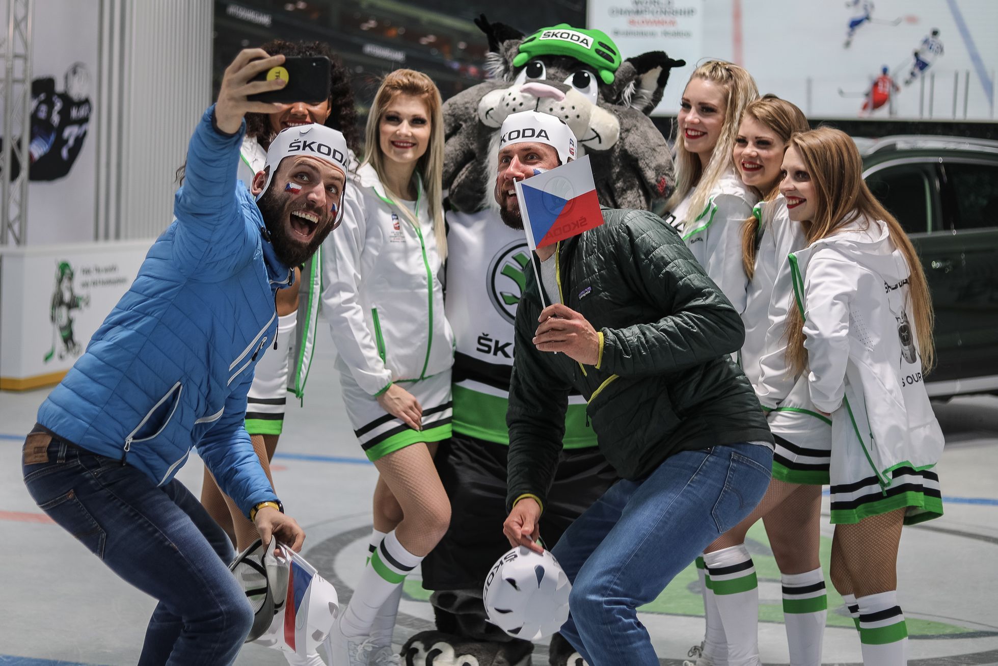 Autem na Mistrovství světa v hokeji v Bratislavě, rady, atmosféra a fanoušci