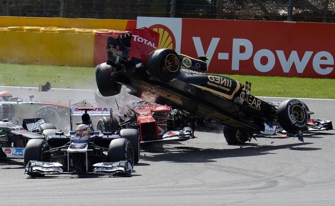 Karamboly ve Formuli 1 na Velké ceně Belgie 2012.