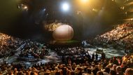 Ve středu večer tu začala rezidence kanadského souboru Cirque du Soleil.