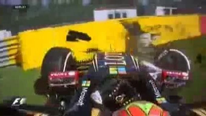 Podívejte se, jak Pastor Maldonado havaroval v prvním tréninku na Velkou cenu Belgie formule 1.