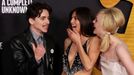 Timothée Chalamet, Monica Barbaro a Elle Fanning na losangeleské premiéře filmu Bob Dylan: Úplně neznámý.