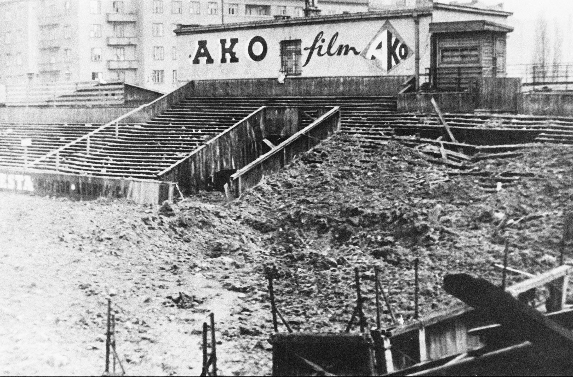 Fotogalerie / Před 90 lety byl otevřen fotbalový stadion Ďolíček klubu Bohemians 1905