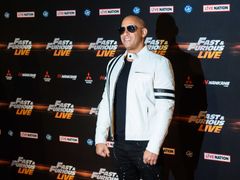 Zda Vin Diesel, představitel Dominica Toretta v sérii Rychle a zběsile dorazí také do Prahy, ještě není potvrzeno.