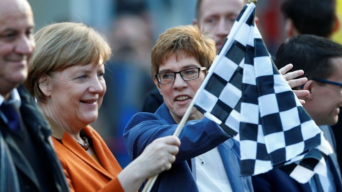 Angela Merkelová na mítinku v Sársku.