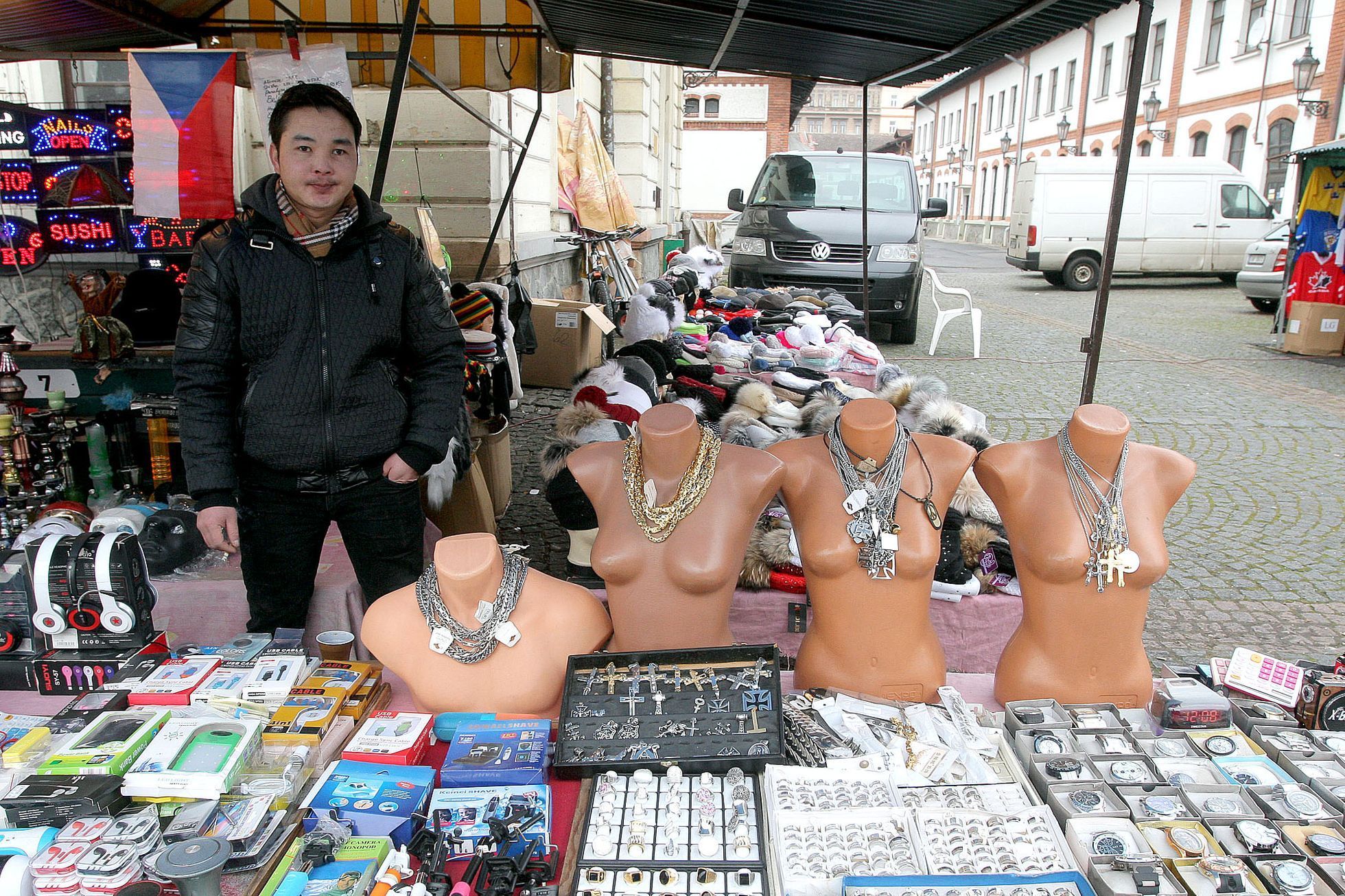 Předvánoční nákupy v Alze