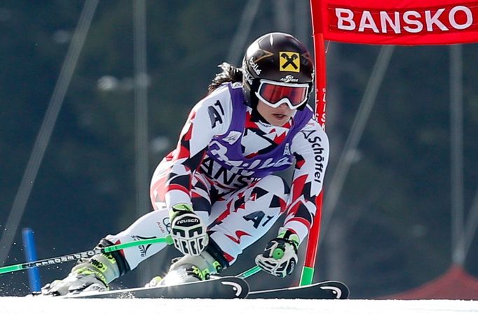 Anna Fenningerová při SP 2015 (Super G)