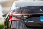 V Bratislavě už se vyrábí nová Škoda Superb a VW Passat. Zatím v předsériové verzi