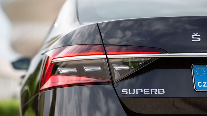 V Bratislavě už se vyrábí nová Škoda Superb a VW Passat. Zatím v předsériové verzi; Zdroj foto: Škoda Auto