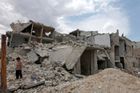 Foto: Obklíčené Aleppo je v ruinách, místní i povstalci na konci sil