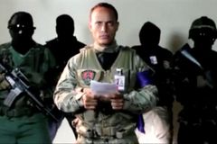 Bojujeme proti kriminální vládě, prohlásil voják a s vrtulníkem zaútočil na venezuelský soud