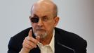 Salman Rushdie převzal Mírovou cenu německých knihkupců.