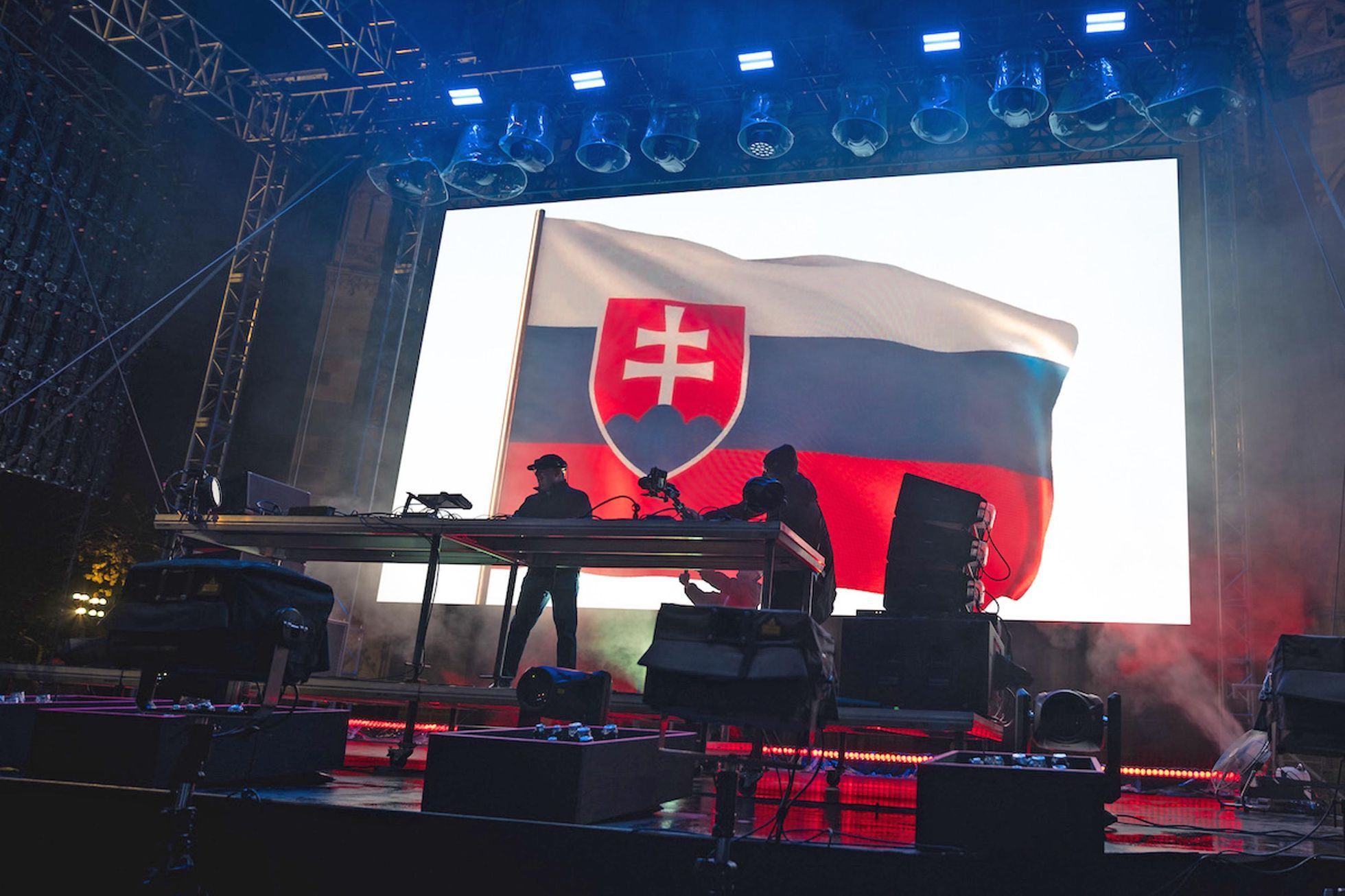 Slovensko, Košice, diskotéka, katolíci, papež Leon, DJ,