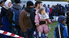 Uprchlíci čekají frontu na rakousko-německé hranici