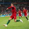 Cristiano Ronaldo slaví gól na 3:3 v zápase Portugalsko - Španělsko na MS 2018