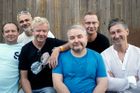 Recenze: Mňága a Žďorp na novém albu omládla, i po 30 letech zní pořád svěže